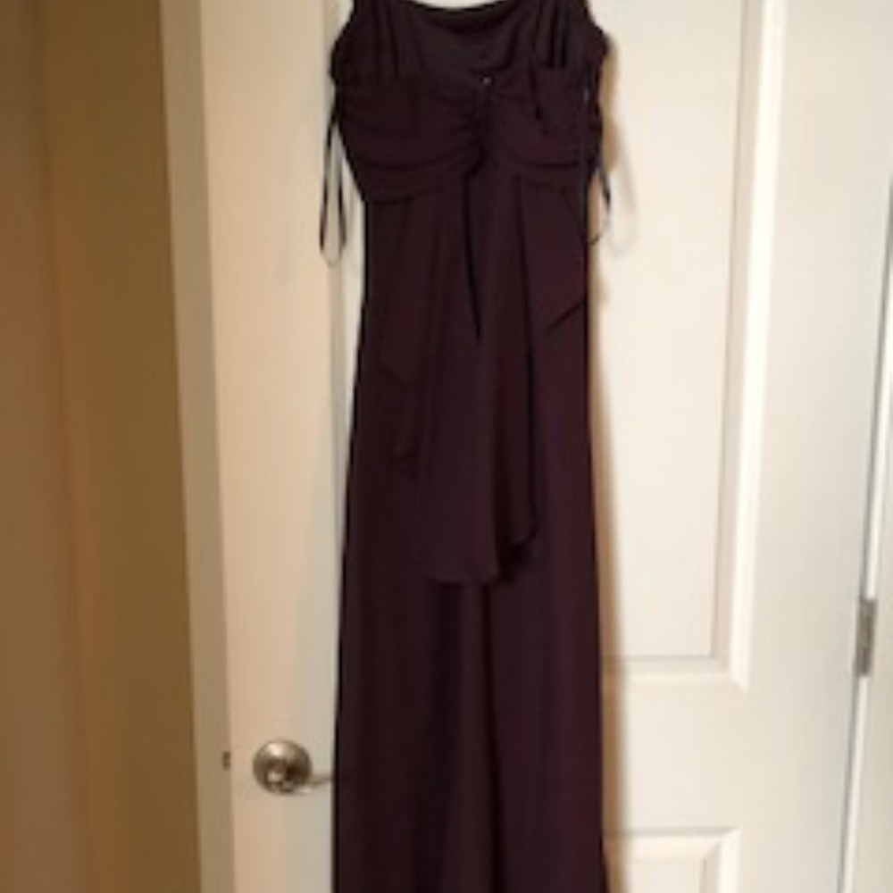Plum colored formal dress Size 6 - Picture 2 of 2